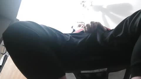 Snapshot of master_thorn chatting on 12.08.24 Master Thorn online show from 12.08.24