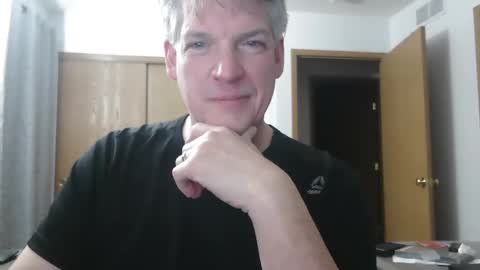 Snapshot of master_thorn chatting on 01.26.25 Master Thorn online show from 01.26.25