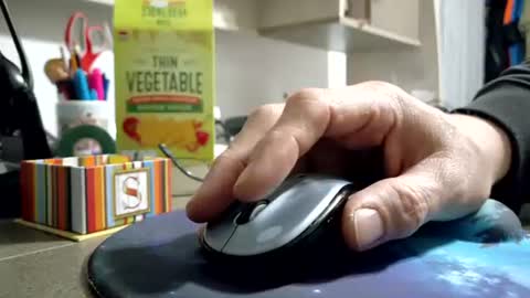 Snapshot of master_thorn chatting on 02.13.25 Master Thorn online show from 02.13.25