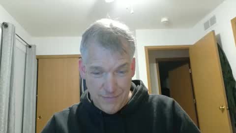 Snapshot of master_thorn chatting on 10.29.25 Master Thorn online show from 10.29.25