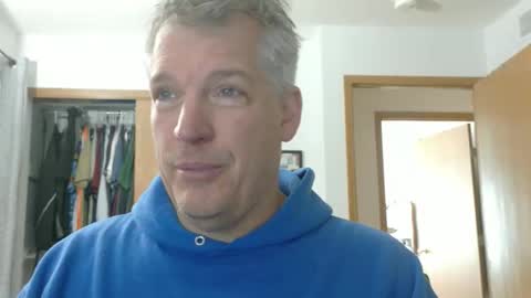 Snapshot of master_thorn chatting on 11.23.25 Master Thorn online show from 11.23.25