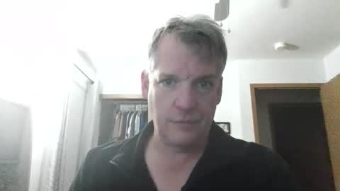 Snapshot of master_thorn chatting on 11.28.25 Master Thorn online show from 11.28.25