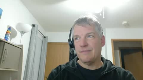 Snapshot of master_thorn chatting on 11.29.25 Master Thorn online show from 11.29.25