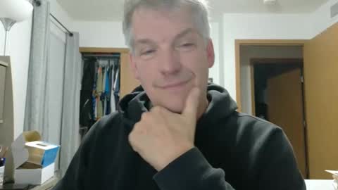 Snapshot of master_thorn chatting on 12.02.25 Master Thorn online show from 12.02.25