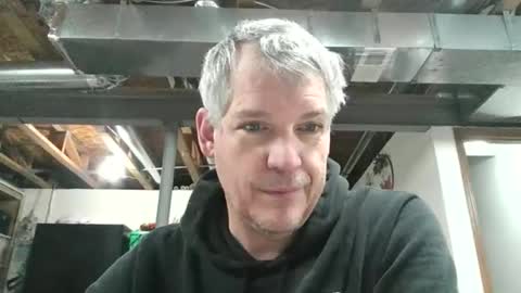 Snapshot of master_thorn chatting on 12.14.25 Master Thorn online show from 12.14.25