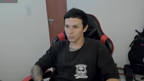 Snapshot of masterdave7 chatting on 10.03.25 Dave online show from 10.03.25