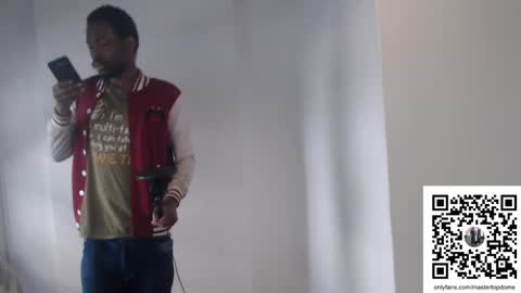 Snapshot of masterdomfuck chatting on 01.30.25 Masterdomfuck online show from 01.30.25