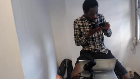 Snapshot of masterdomfuck chatting on 02.04.25 Masterdomfuck online show from 02.04.25