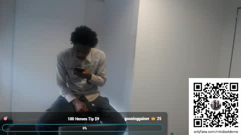 Snapshot of masterdomfuck chatting on 10.31.25 Masterdomfuck online show from 10.31.25