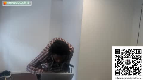 Snapshot of masterdomfuck chatting on 11.04.25 Masterdomfuck online show from 11.04.25