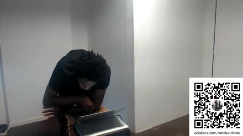 Snapshot of masterdomfuck chatting on 11.16.25 Masterdomfuck online show from 11.16.25