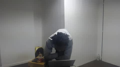 Snapshot of masterdomfuck chatting on 11.22.25 Masterdomfuck online show from 11.22.25