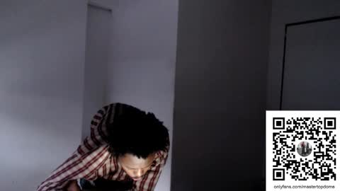 Snapshot of masterdomfuck chatting on 11.26.25 Masterdomfuck online show from 11.26.25