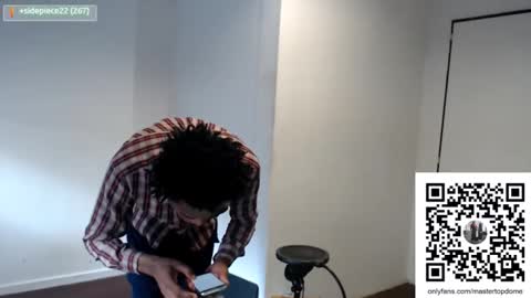 Snapshot of masterdomfuck chatting on 11.27.25 Masterdomfuck online show from 11.27.25