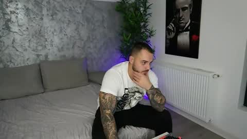 Snapshot of masterkingmuscle chatting on 02.05.26 masterkingmuscle online show from 02.05.26