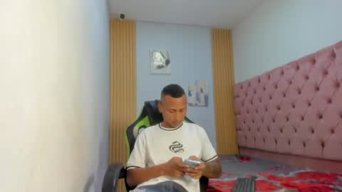 mastermorenohot23 online show from 04.27.26