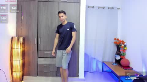 Snapshot of masters_sexx chatting on 01.21.25 Team Cris Darwin- Fernando- Stiven- David online show from 01.21.25