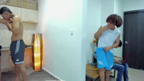 Snapshot of masters_sexx chatting on 01.26.25 Team Cris Darwin- Fernando- Stiven- David online show from 01.26.25