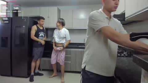 Snapshot of masters_sexx chatting on 02.12.25 Team Cris Darwin- Fernando- Stiven- David online show from 02.12.25