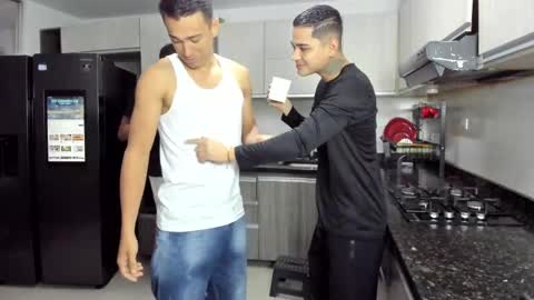 Snapshot of masters_sexx chatting on 09.19.25 Team Cris Darwin- Fernando- Stiven- David online show from 09.19.25