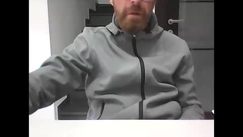 Snapshot of mastroitaliano chatting on 10.21.25 mastroitaliano online show from 10.21.25