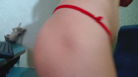 Snapshot of masyaxxx chatting on 01.10.25 Masyaxxx online show from 01.10.25