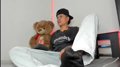 Snapshot of mateo_escobar chatting on 11.08.25 mateo_escobar online show from 11.08.25