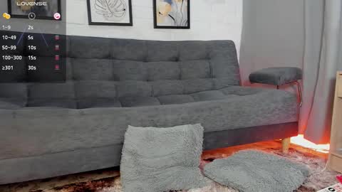 Snapshot of mateo_hunter chatting on 11.27.25 MATEO HUNTER online show from 11.27.25