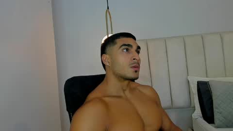 Mateo Zar online show from 06.08.26