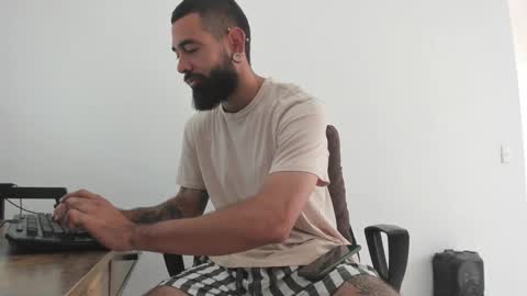 Snapshot of matheusbeard2 chatting on 12.09.24 Matheus online show from 12.09.24