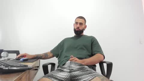 Snapshot of matheusbeard2 chatting on 12.28.24 Matheus online show from 12.28.24