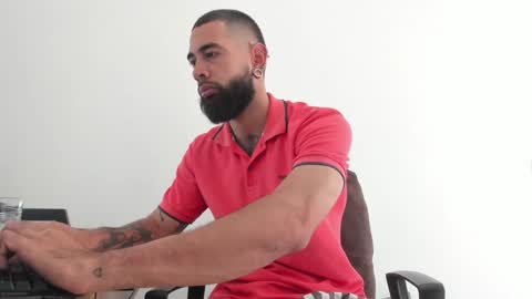 Snapshot of matheusbeard2 chatting on 01.17.25 Matheus online show from 01.17.25