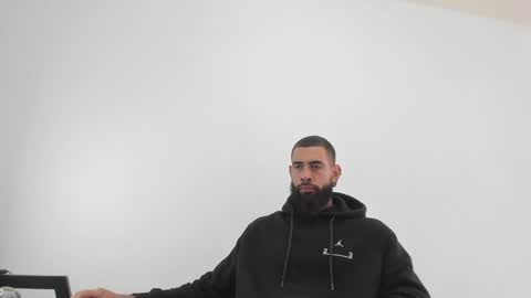 Snapshot of matheusbeard2 chatting on 01.28.25 Matheus online show from 01.28.25