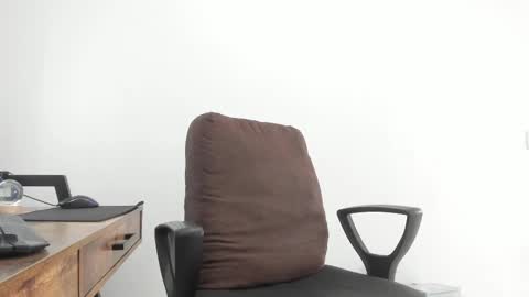 Snapshot of matheusbeard2 chatting on 02.26.25 Matheus online show from 02.26.25