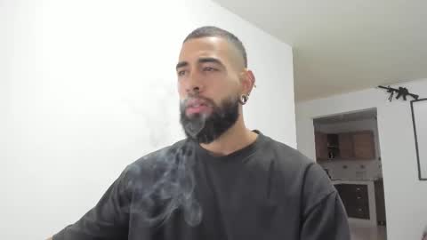 Snapshot of matheusbeard2 chatting on 03.04.25 Matheus online show from 03.04.25