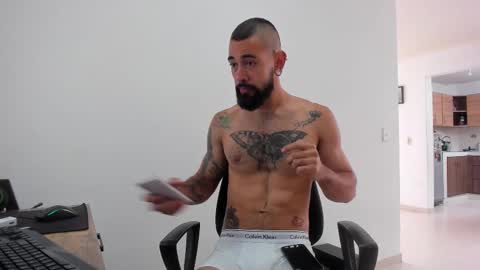 Snapshot of matheusbeard2 chatting on 09.30.25 Matheus online show from 09.30.25