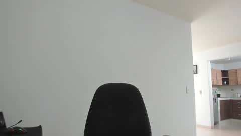 Snapshot of matheusbeard2 chatting on 10.24.25 Matheus online show from 10.24.25