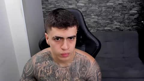 Snapshot of mathew_wolf4 chatting on 05.17.26 Mathew Independent model online show from 05.17.26