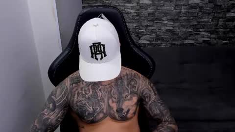 Snapshot of mathew_wolf4 chatting on 06.18.26 Mathew Independent model online show from 06.18.26