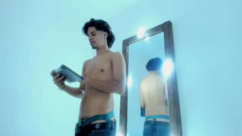 Snapshot of mathewadams chatting on 10.27.25 Mathew online show from 10.27.25