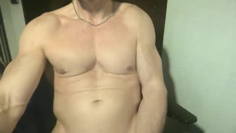 MatiasMatureMuscle online show from 05.10.26