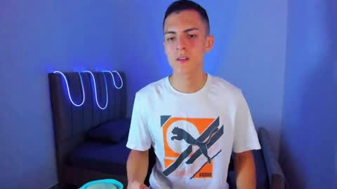 Snapshot of matiius18 chatting on 07.20.26 Matias online show from 07.20.26