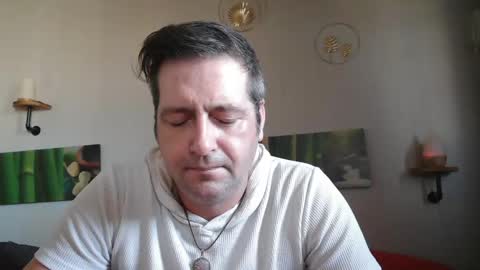 Snapshot of matrike1 chatting on 01.26.25 matrike1 online show from 01.26.25
