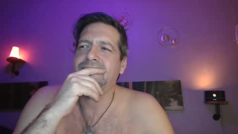 Snapshot of matrike1 chatting on 02.05.25 matrike1 online show from 02.05.25