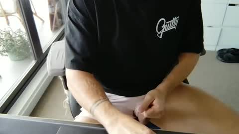 Snapshot of matt89aus chatting on 01.24.25 MRD online show from 01.24.25