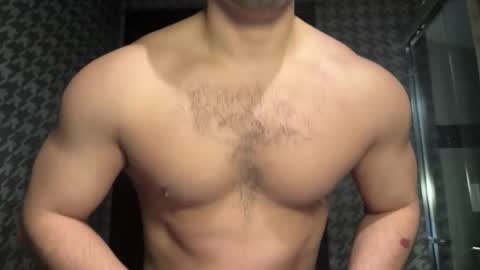 Snapshot of matt_artim chatting on 12.31.24 The Matt Leon online show from 12.31.24