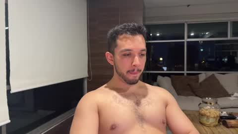 Snapshot of matt_artim chatting on 02.05.25 The Matt Leon online show from 02.05.25