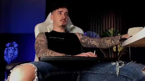 Snapshot of matt_thestud chatting on 07.14.26 Matt online show from 07.14.26