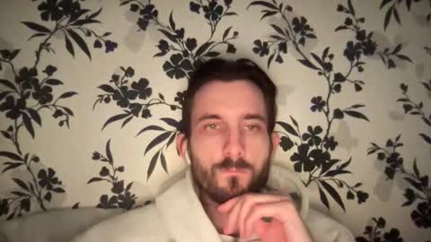 Snapshot of mattcarta chatting on 01.15.25 mattcarta online show from 01.15.25