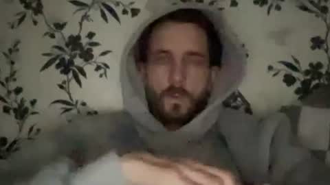 Snapshot of mattcarta chatting on 09.29.25 mattcarta online show from 09.29.25